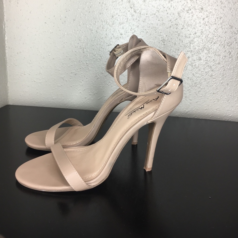 Nude single sole heels